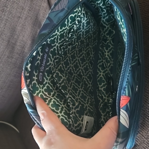 Lug Carousel XL in Lily Teal - Picture 4 of 6